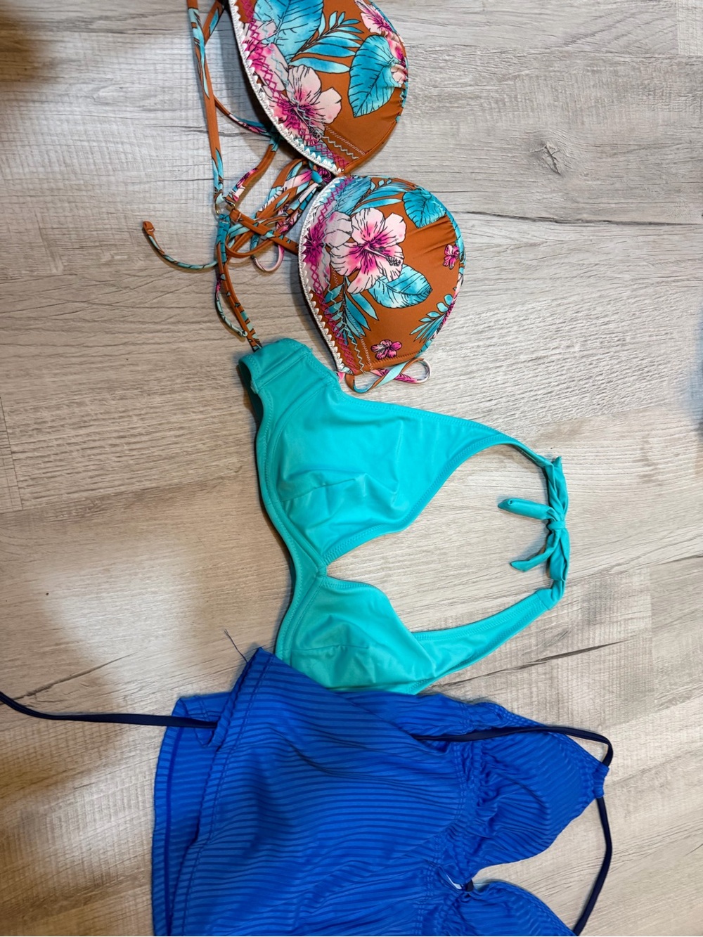 Women’s Large Swim Bundle